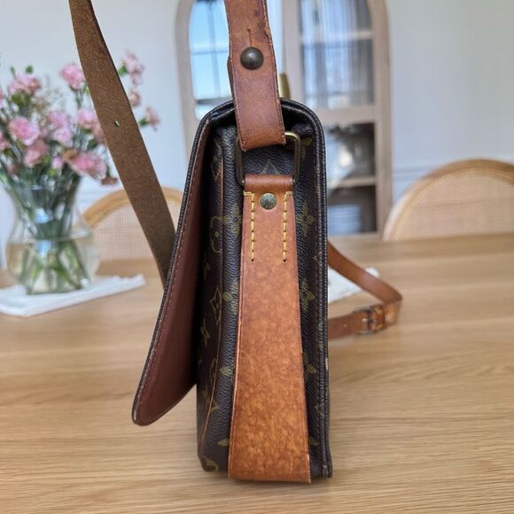 ✅AUTH✅LOUIS VUITTON CARTOUCHIERE GM - Picture 7 of 16